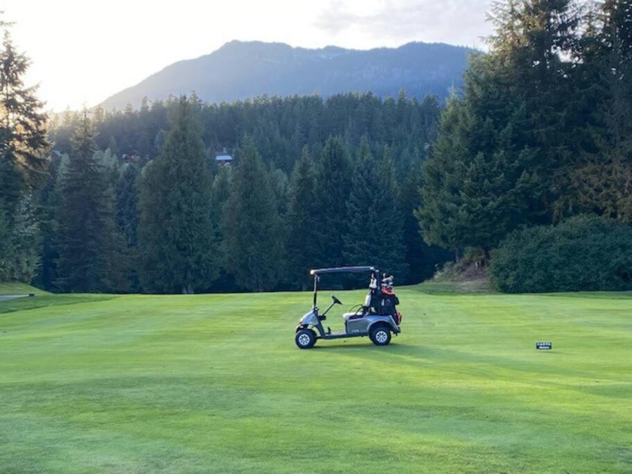 Cozy Townhouse In Whistler Village North المظهر الخارجي الصورة